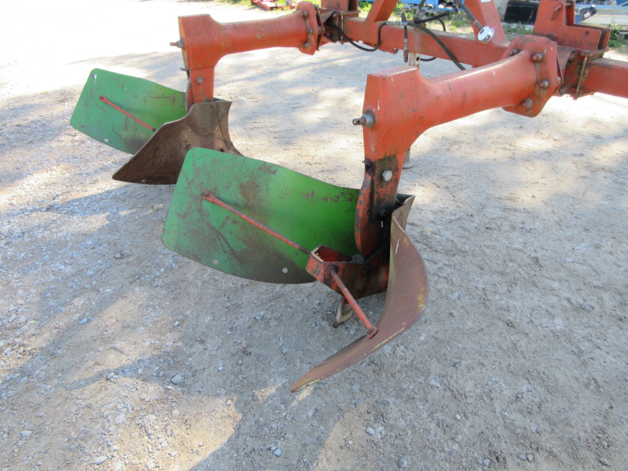 6209 Grimme bed plough