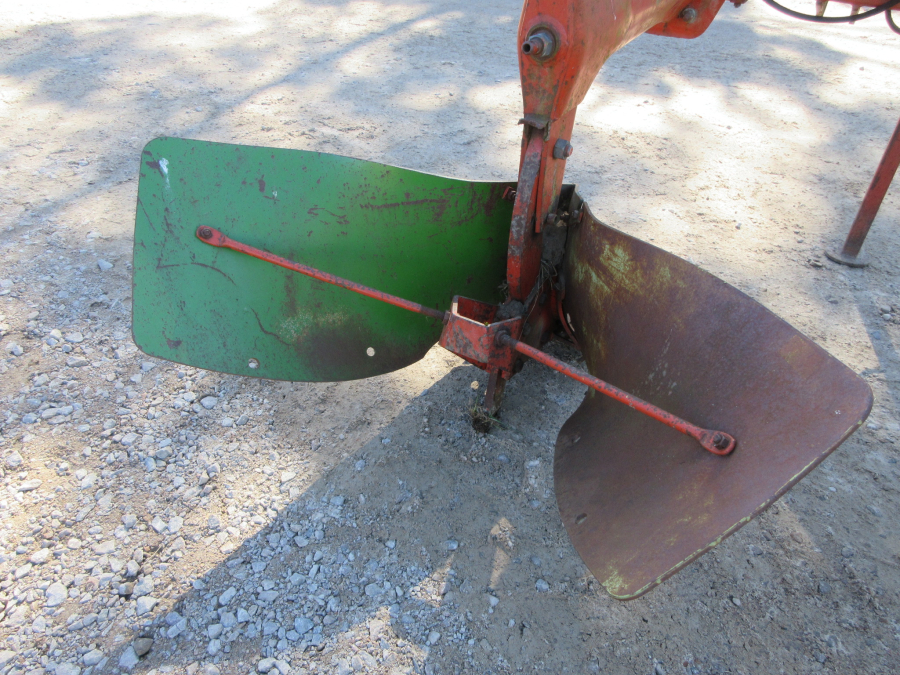 6209 Grimme bed plough