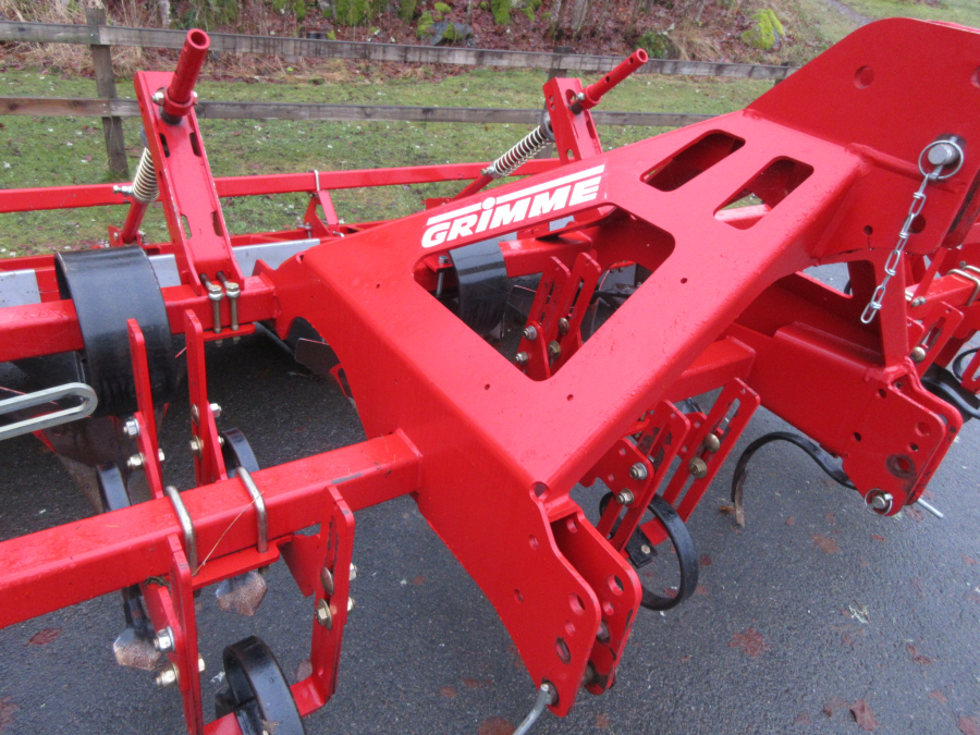 6214 Grimme GH ridge former