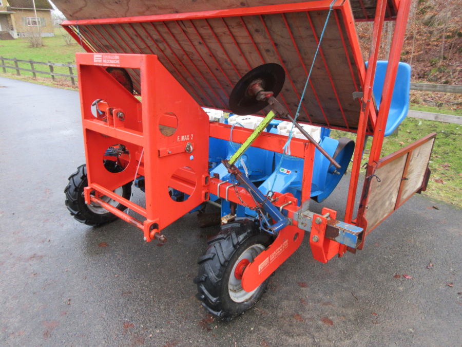 6217 Ferrari F MAX Transplanter planting machine