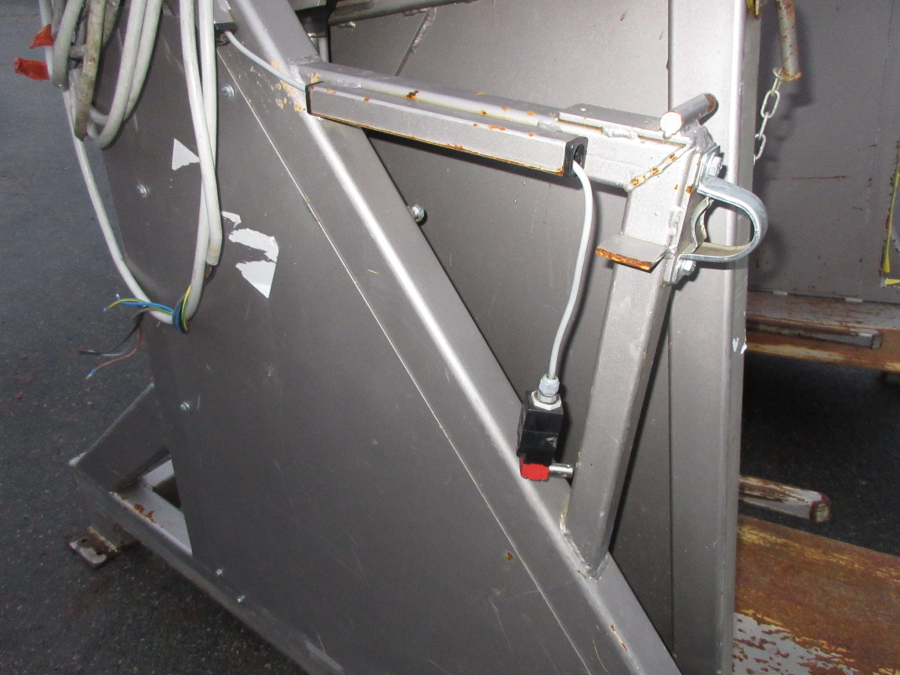6221 EMVE BT800 box turner
