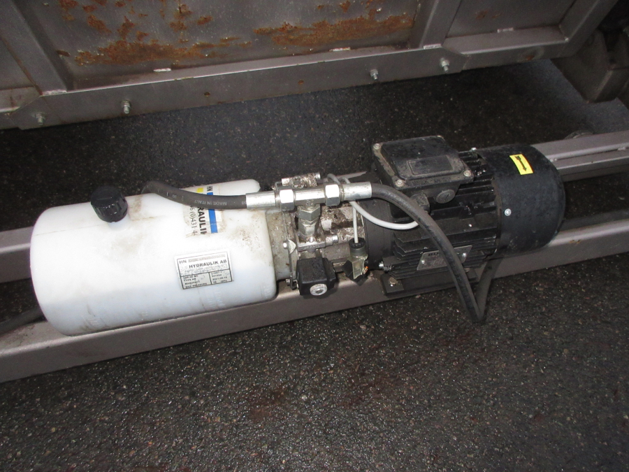 6221 EMVE BT800 box turner