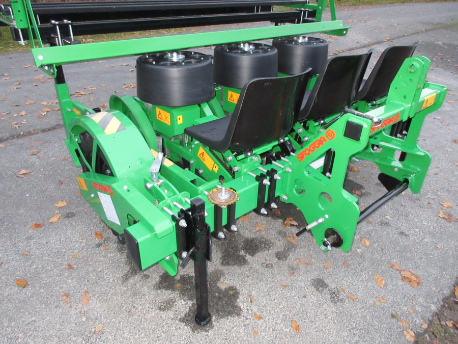6230 Sfoggia Florida transplanter for seedlings