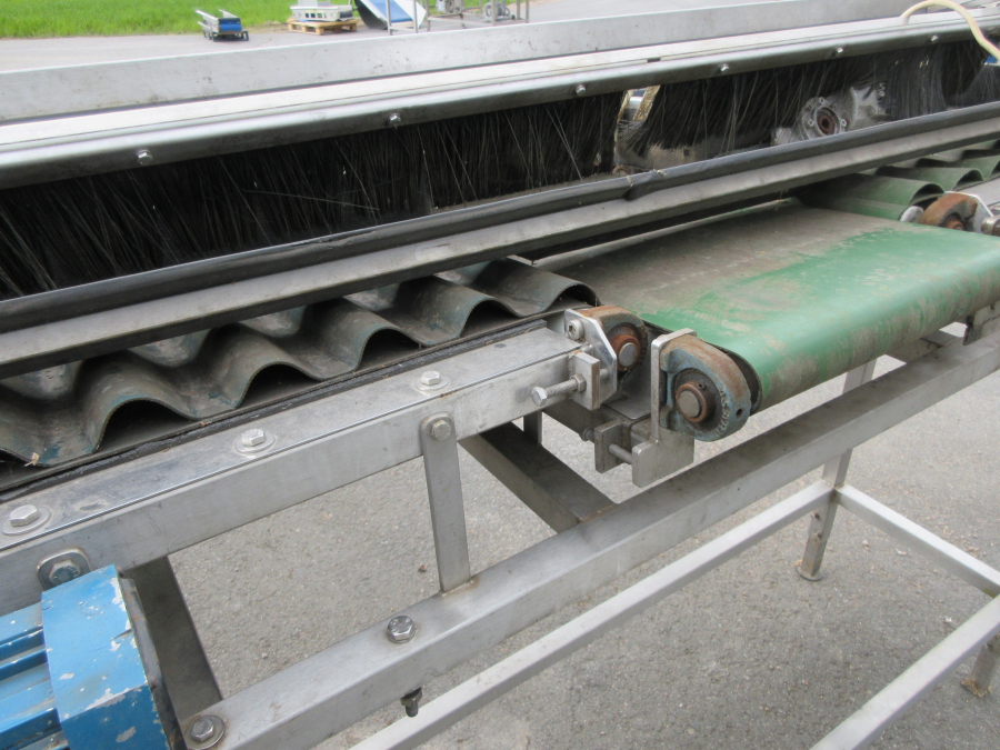 6236 Newtec + Gillenkirch packaging line for apple in plastic bags