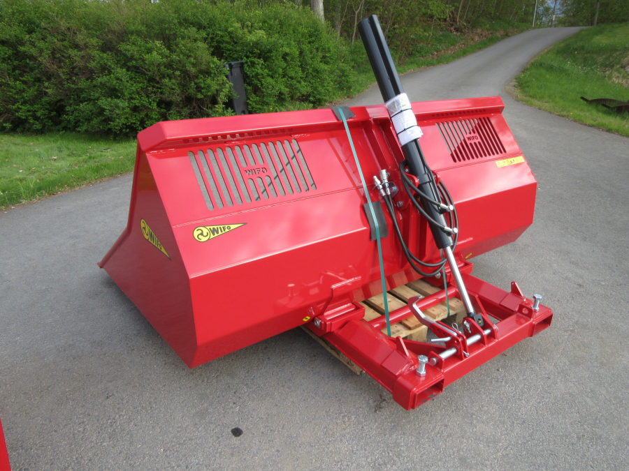 6250 Wifo forklift bucket for forks NEW