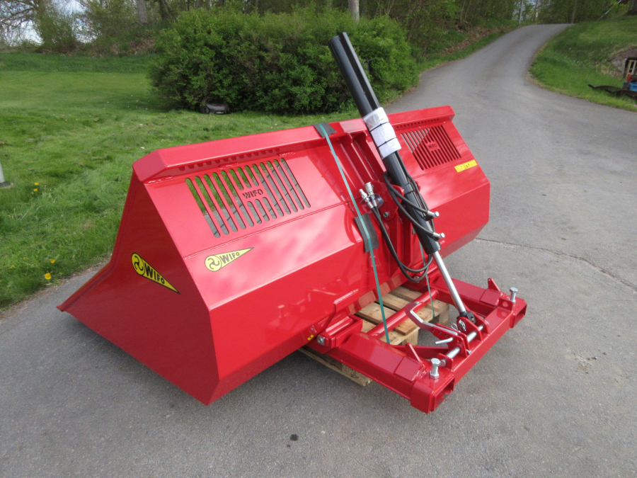 6250 Wifo forklift bucket for forks NEW