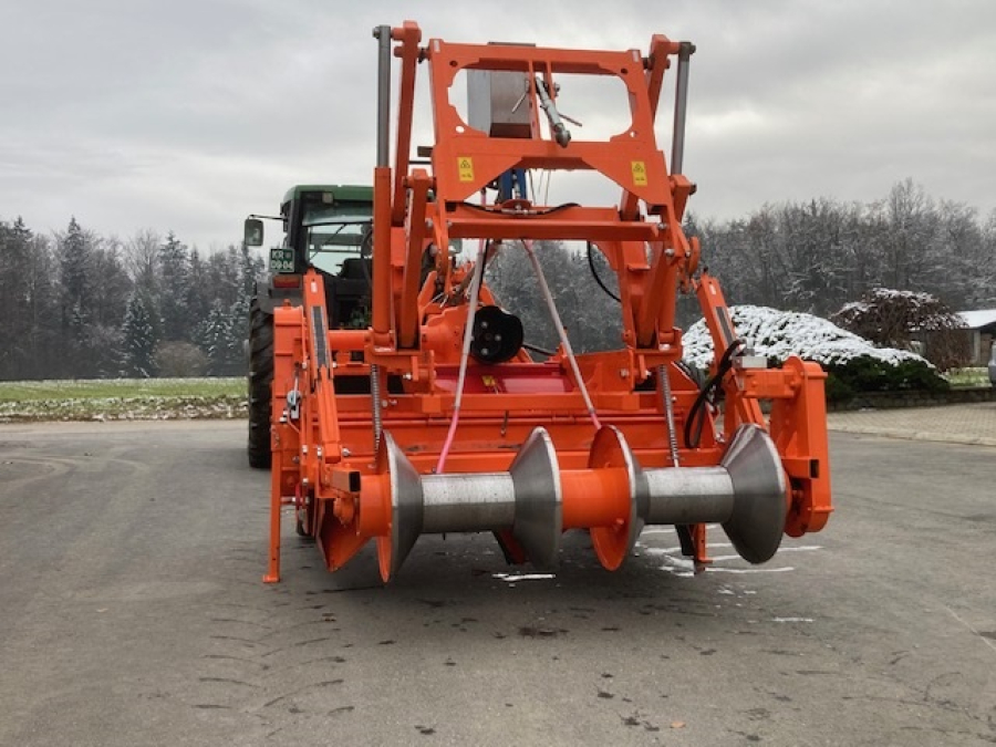 6272 Struik ridging cultivator 2x75 for carrots