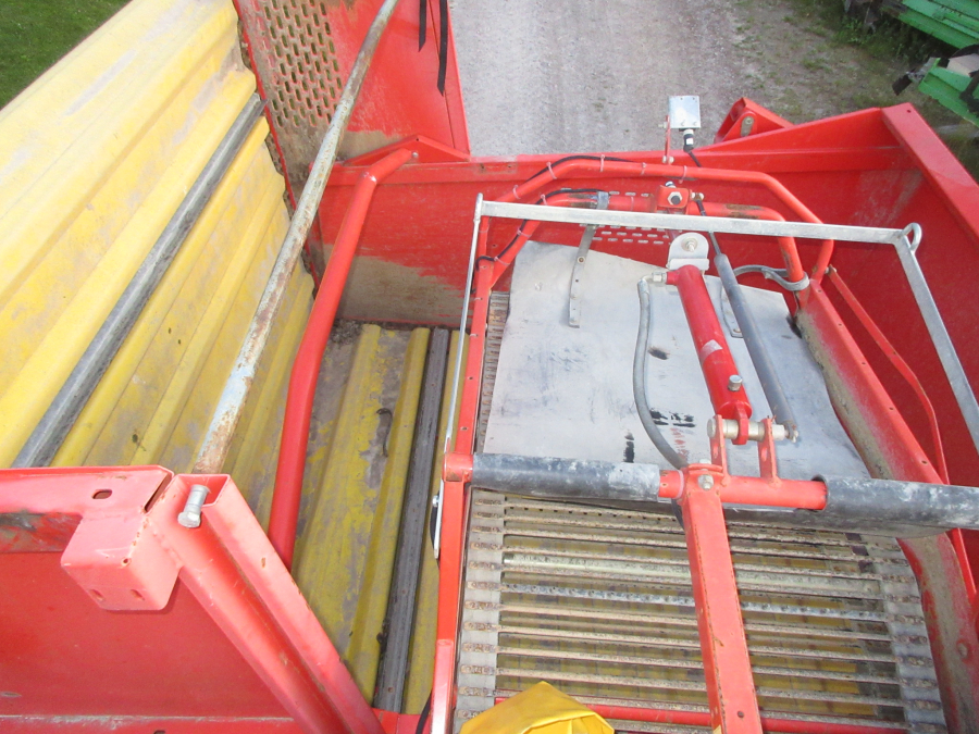 6280 Grimme SE75-40 potato harvester