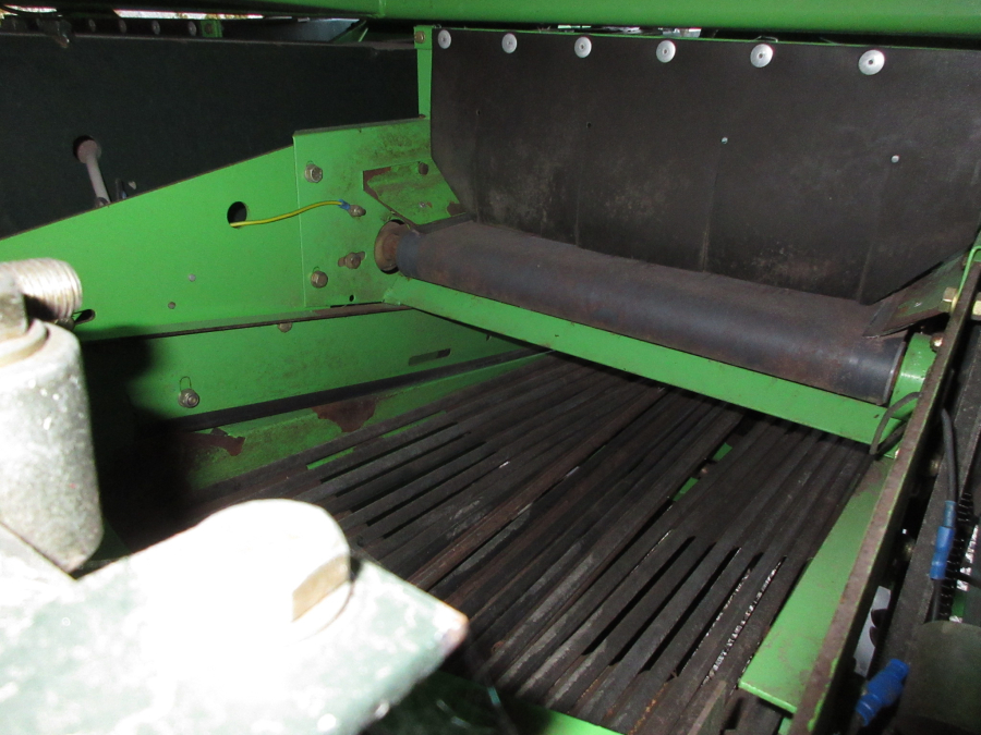 6186 Structural PM20 potato planter trailed
