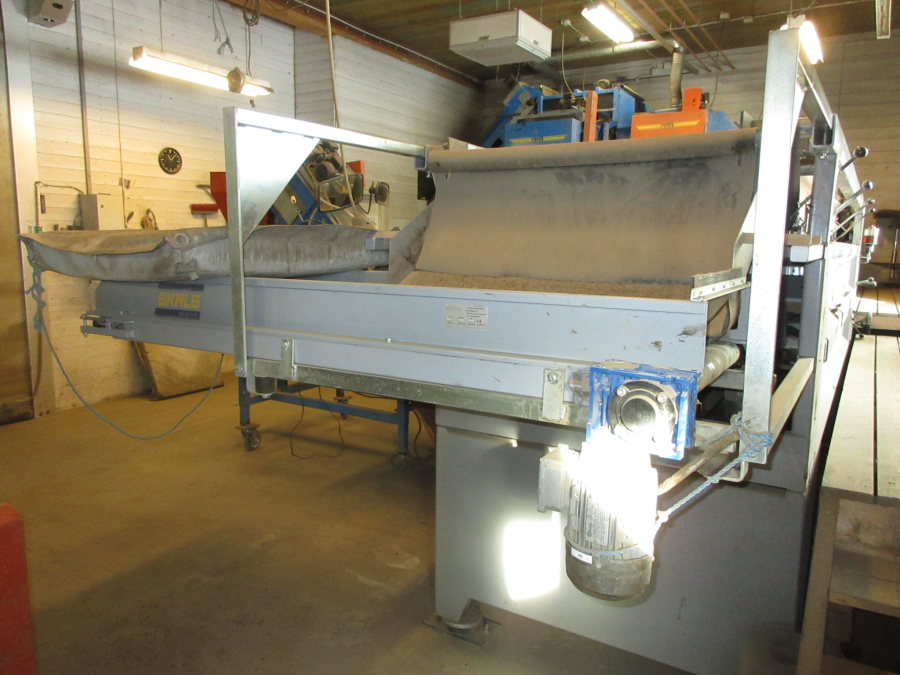 6293 Skals and EMVE grading line for potato