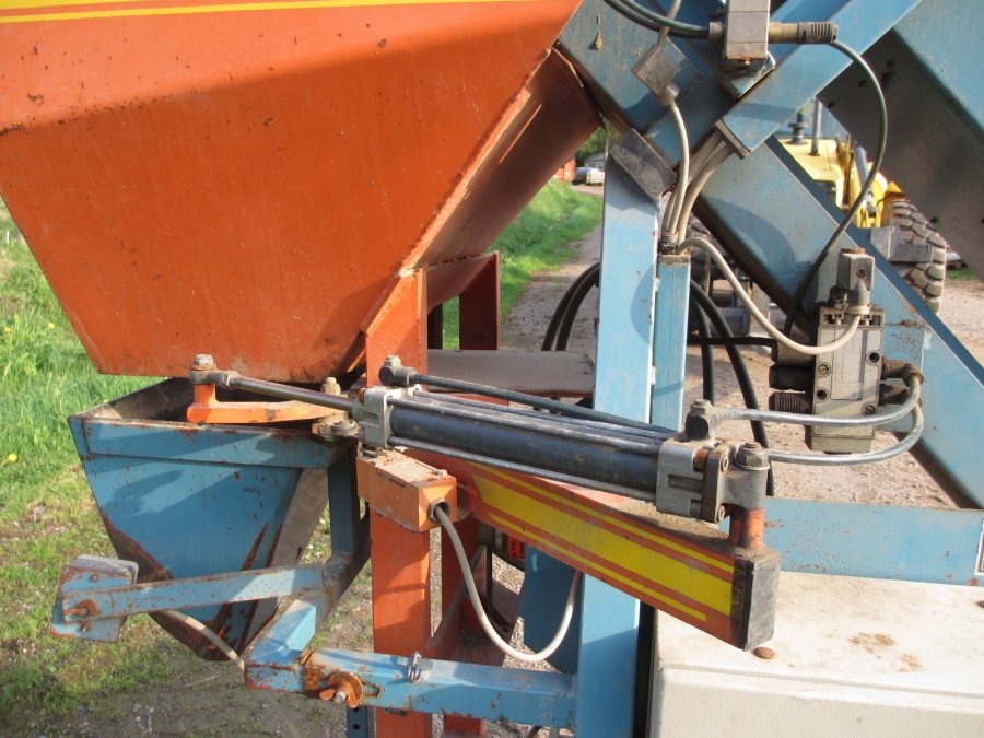 3606 EMVE automatic weigher for potato 2 pc