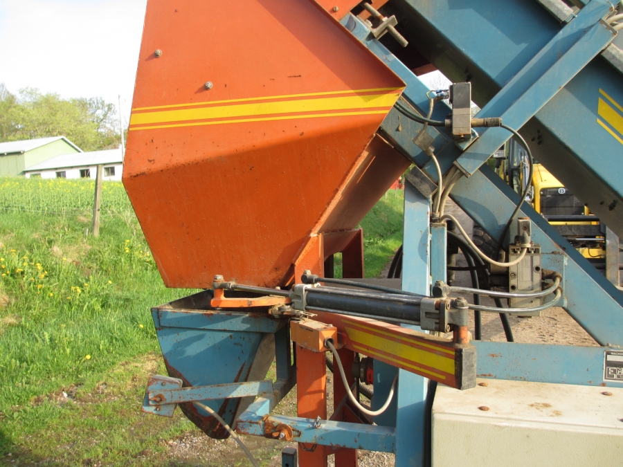 3606 EMVE automatic weigher for potato 2 pc