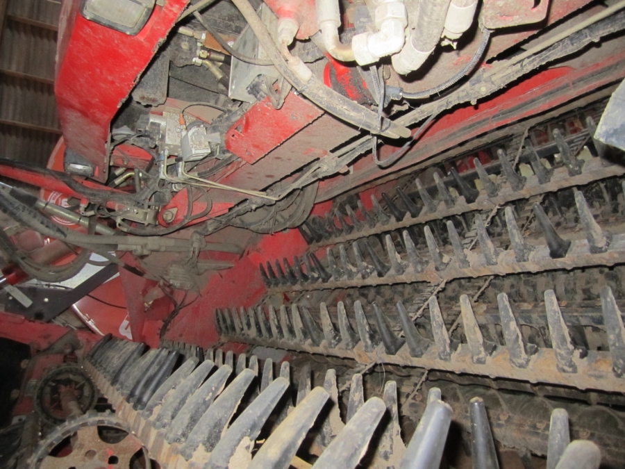 3614 Grimme Maxtron 620 beet harvester 6 row