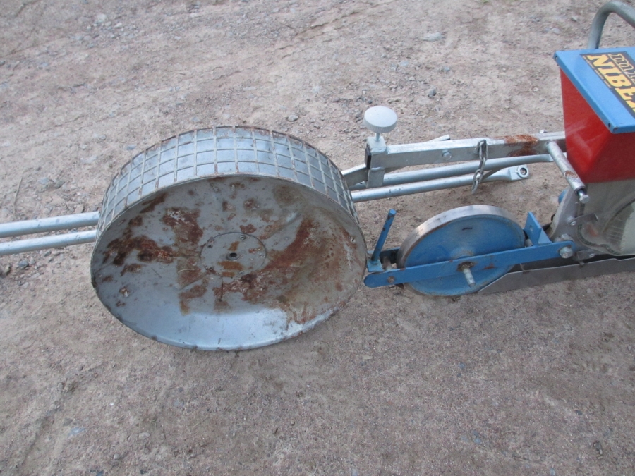 3616 Nibex mini precision seeder hand drawn