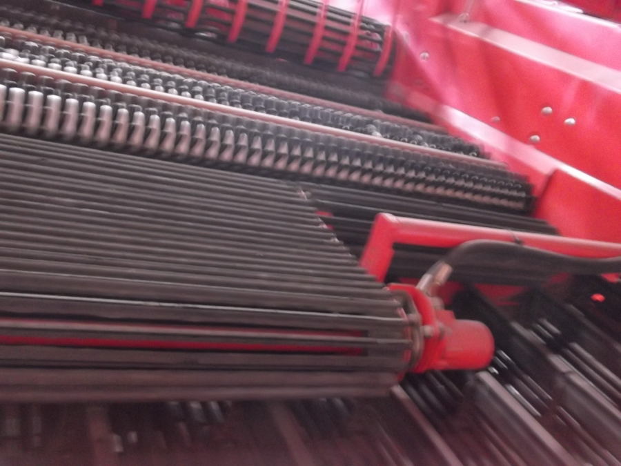 3637 Dewulf RDS 2 row potato harvester