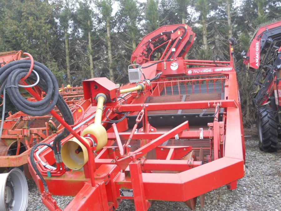 3637 Dewulf RDS 2 row potato harvester