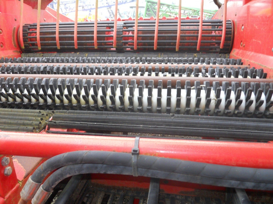 3637 Dewulf RDS 2 row potato harvester