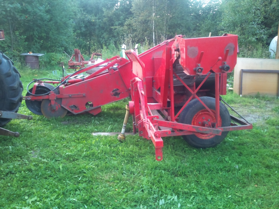3643 Juko Midi Supermidi potato harvester