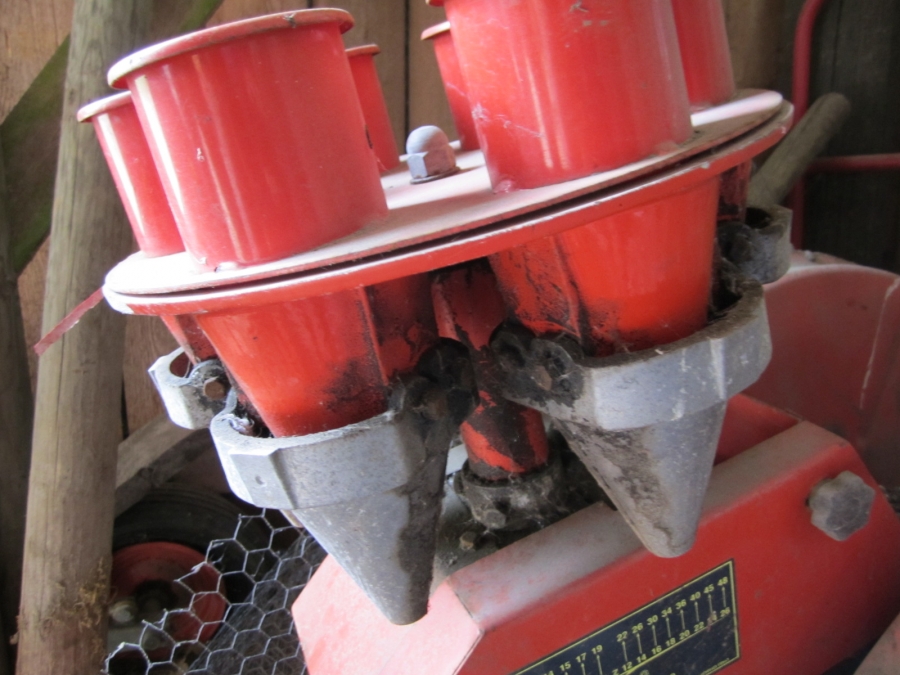 3651 Checchi Magli tex 1 row planting machine