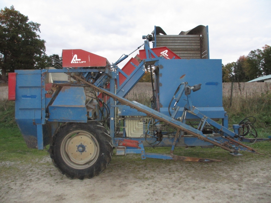 3670 Asa-Lift Möhrenroder Karottenroder 1 Reihe mit Bunker