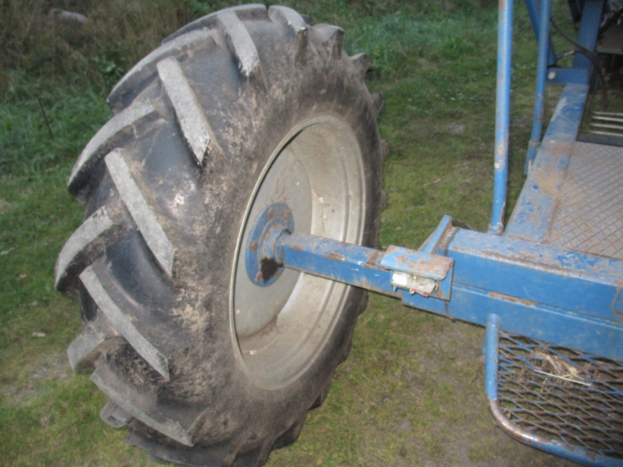 3670 Asa-Lift Möhrenroder Karottenroder 1 Reihe mit Bunker