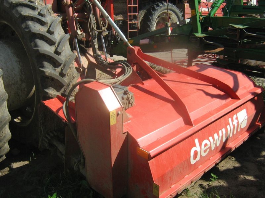3671 Dewulf RA3060 selfpropelled potato harvester