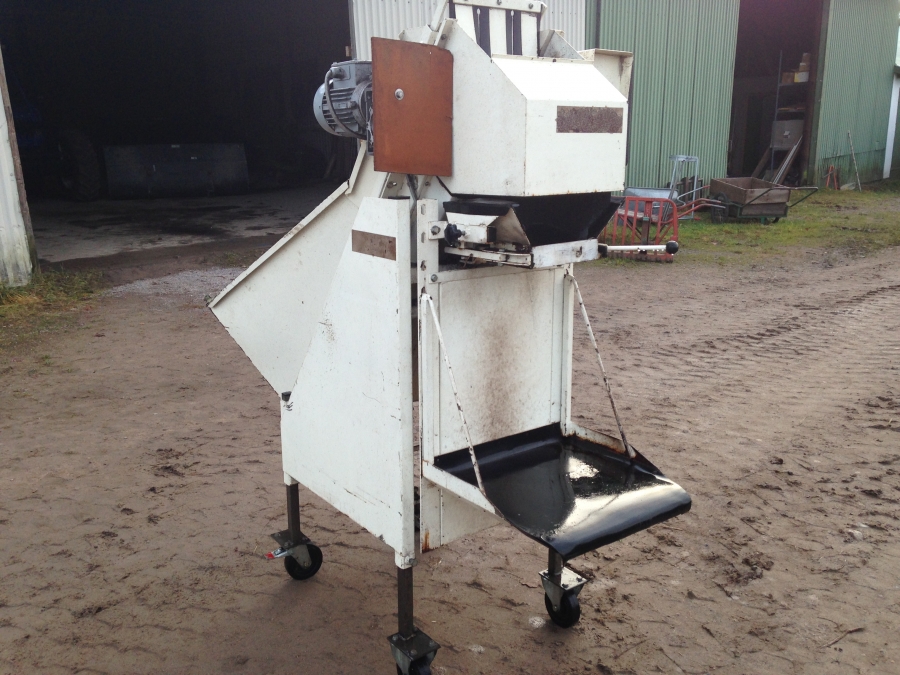 3693 SKALS automatic weigher