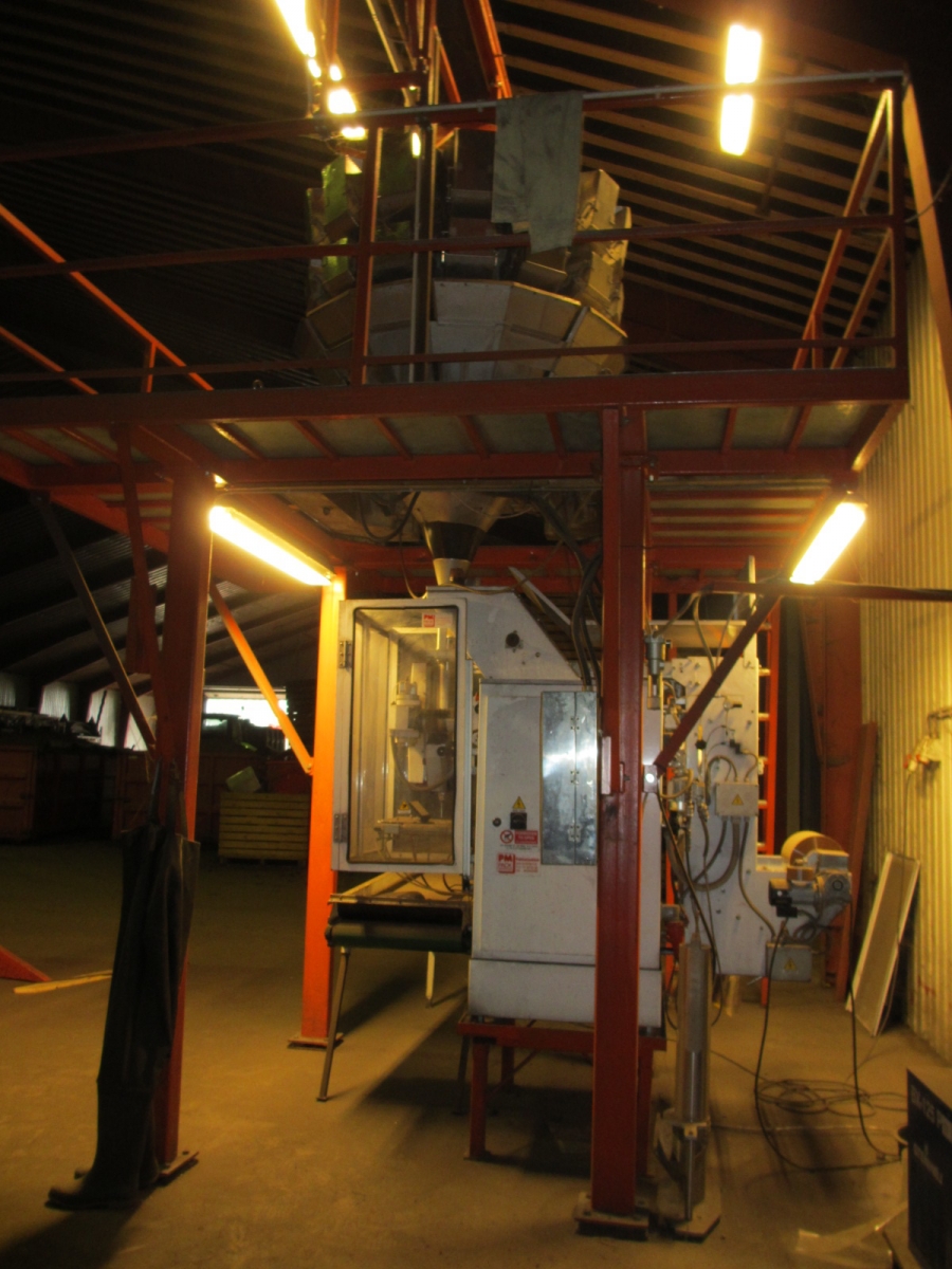 3708 Ishida multi head weigher 14 head with vertical bagger