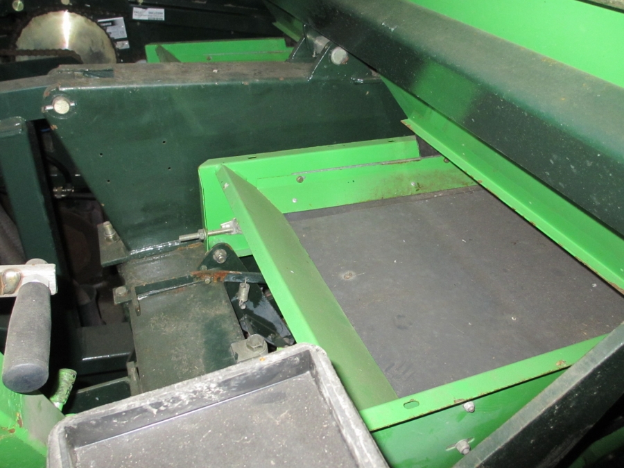 3727 Structural PM40 belt planter for potato