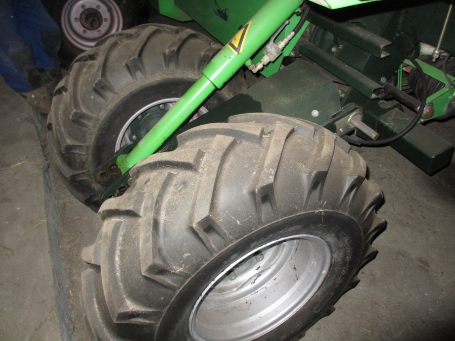 3727 Structural PM40 belt planter for potato