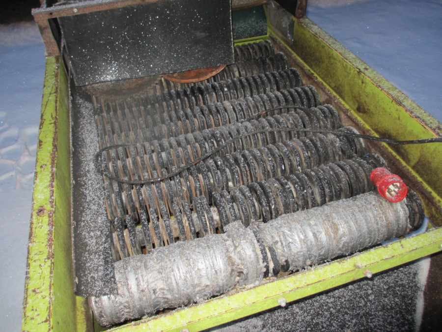 3750 SKALS soil roller remover