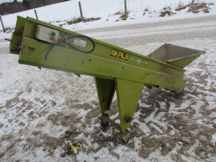 3768 Skals elevator conveyor 1800x250 mm