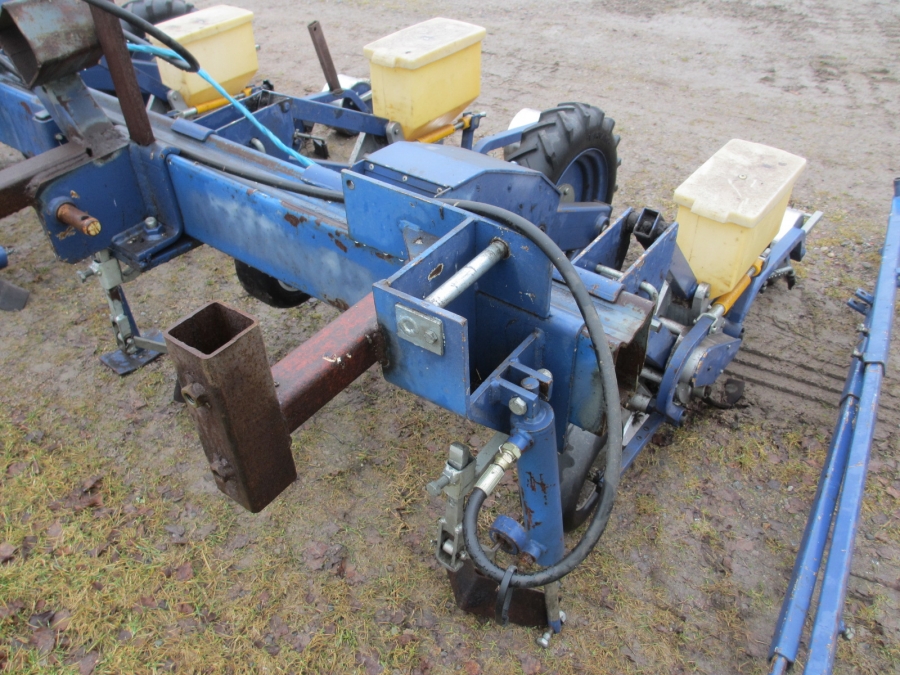 3796 Nibex 500 seeder 4+2 rows