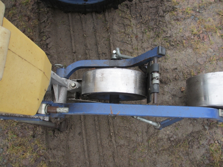 3796 Nibex 500 seeder 4+2 rows