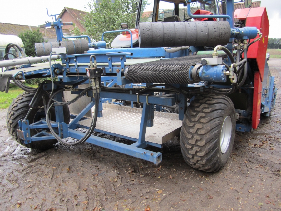 3803 Asa-Lift MK-1000 cabbage harvester