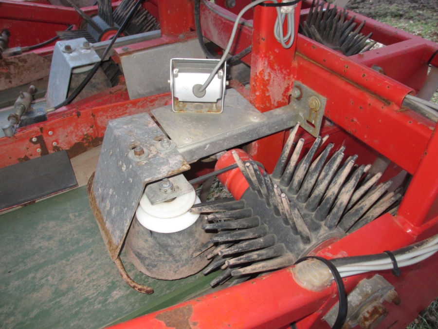 3809 Koningsplanter potato planter 2 rows model AP 375