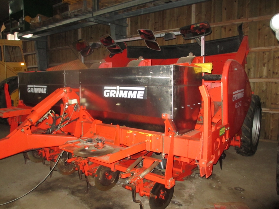 3811 Grimme GL34 Z Kartoffellegemaschine mit Dungerstreuer
