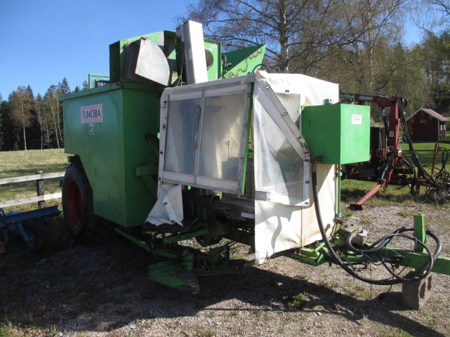 3830 Tumoba brussel sprout harvester