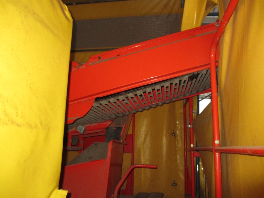 3835 Grimme SE70-20 potato harvester