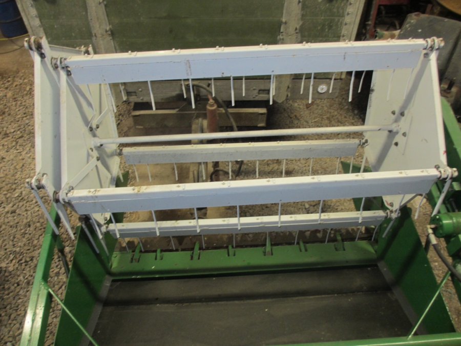 3841 Haldrup Erntemaschine für Blattengemüse 