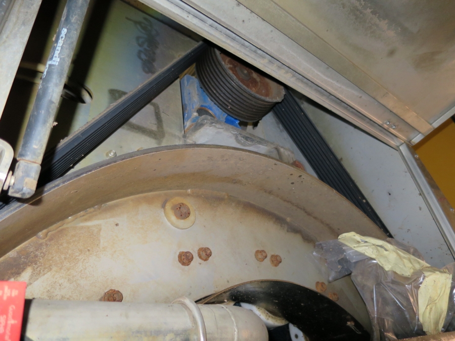 3870 EKKO polisher 2,2 m brushes with water recirculation