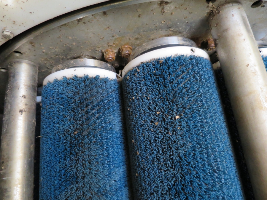 3870 EKKO polisher 2,2 m brushes with water recirculation