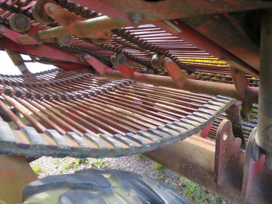 3885 Grimme CS1500 destoner