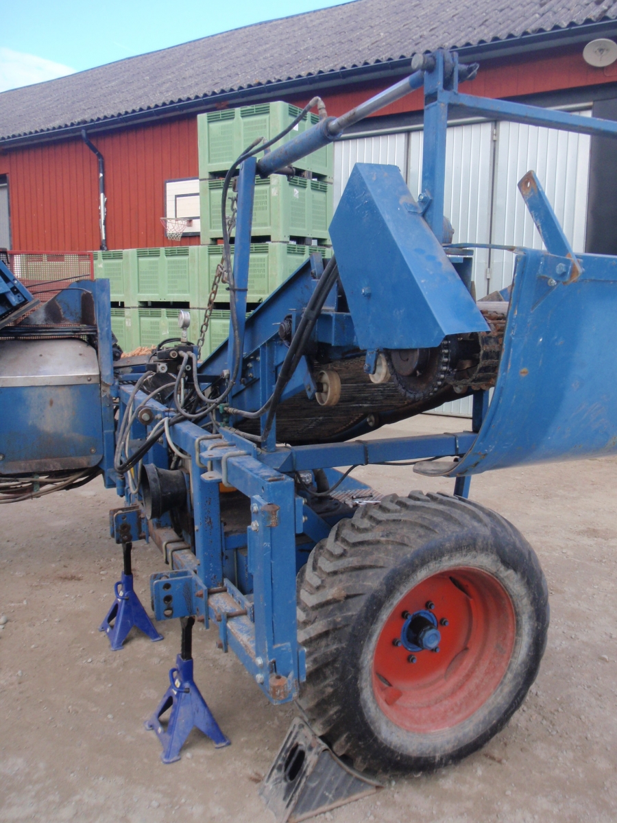 3899 Asa-Lift carrot harvester 1 row with fork