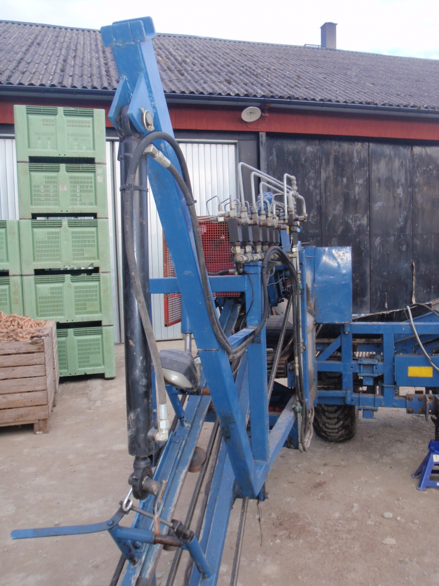 3899 Asa-Lift carrot harvester 1 row with fork