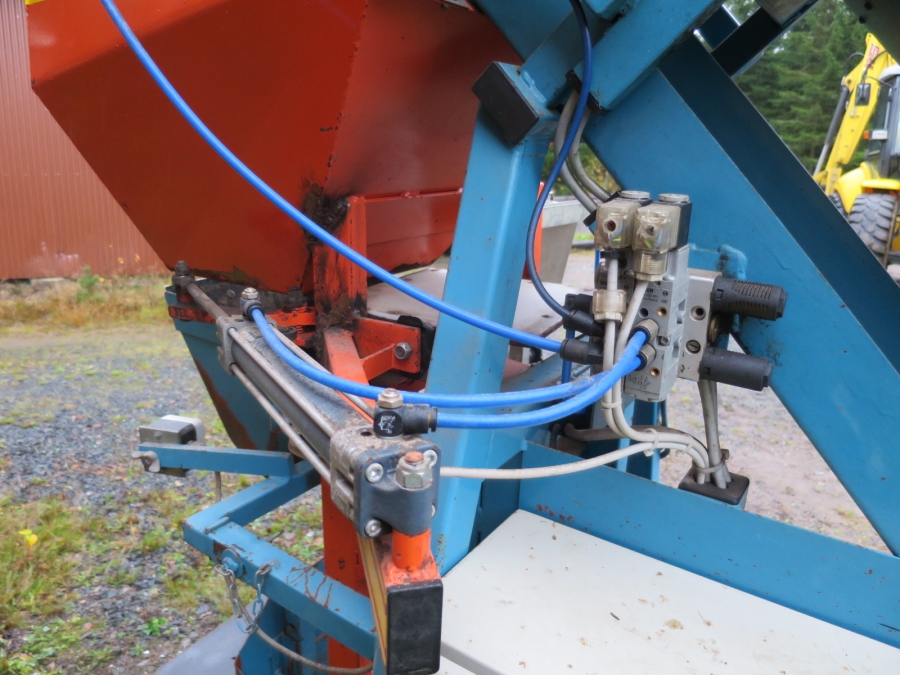 3900 EMVE automatic weigher with double belts