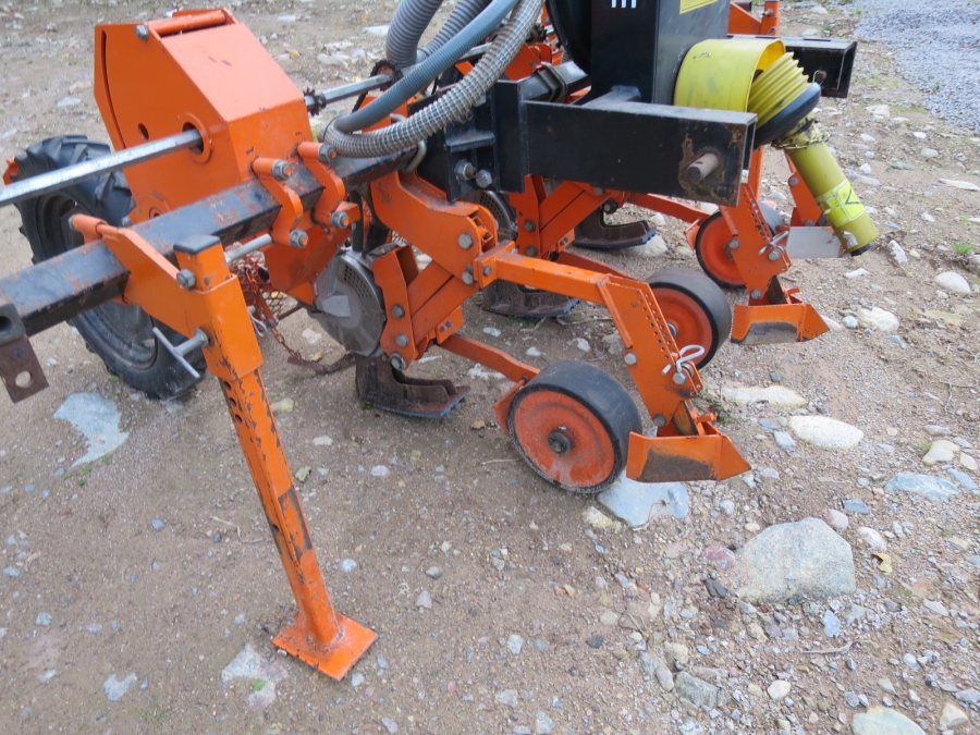 3913 Stanhay Sämaschine 3 Reihe Pneumatisch