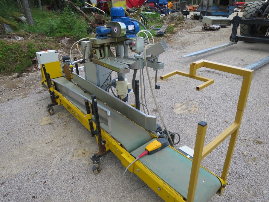 3918 Tong stitching line sewing line with Fischbein stitcher