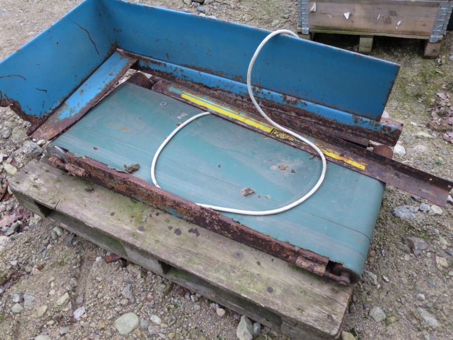 3947 EMVE conveyor 2100x550 mm
