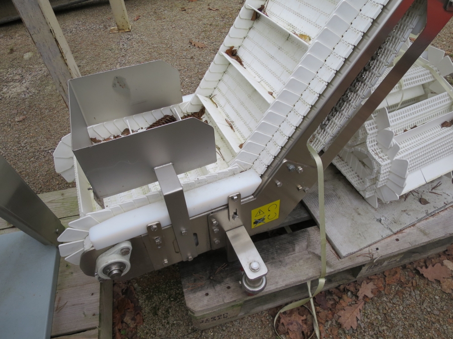 3958 Larkap elevator stainless 1700x350 mm +gooseneck